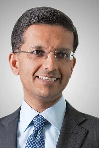 Dixit Joshi: Directeur financier, Credit Suisse